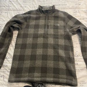 The north face 3 quarter zip